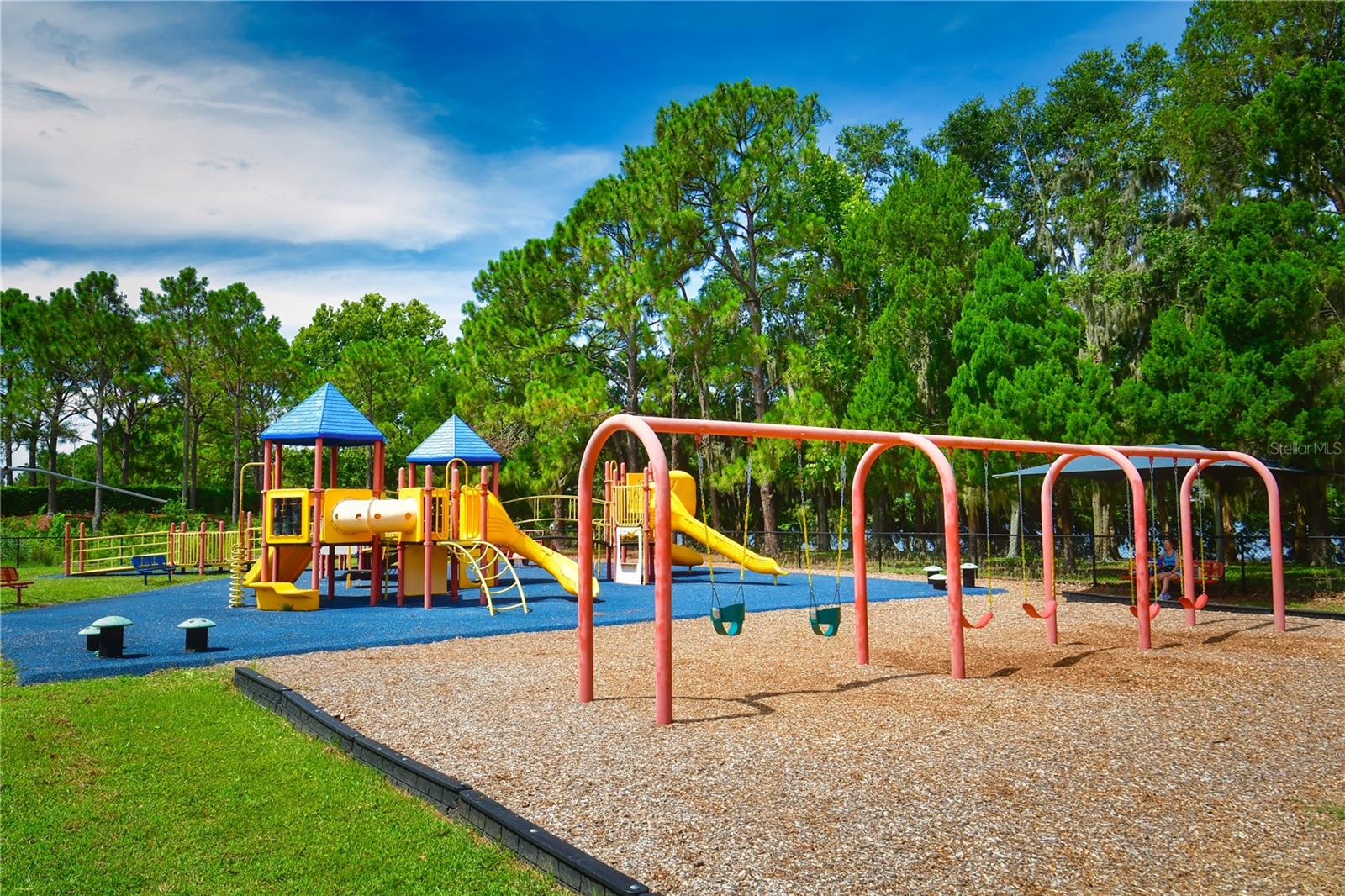 GRAND ESTUARY IV AT RIVER STRAND - Residential Lease