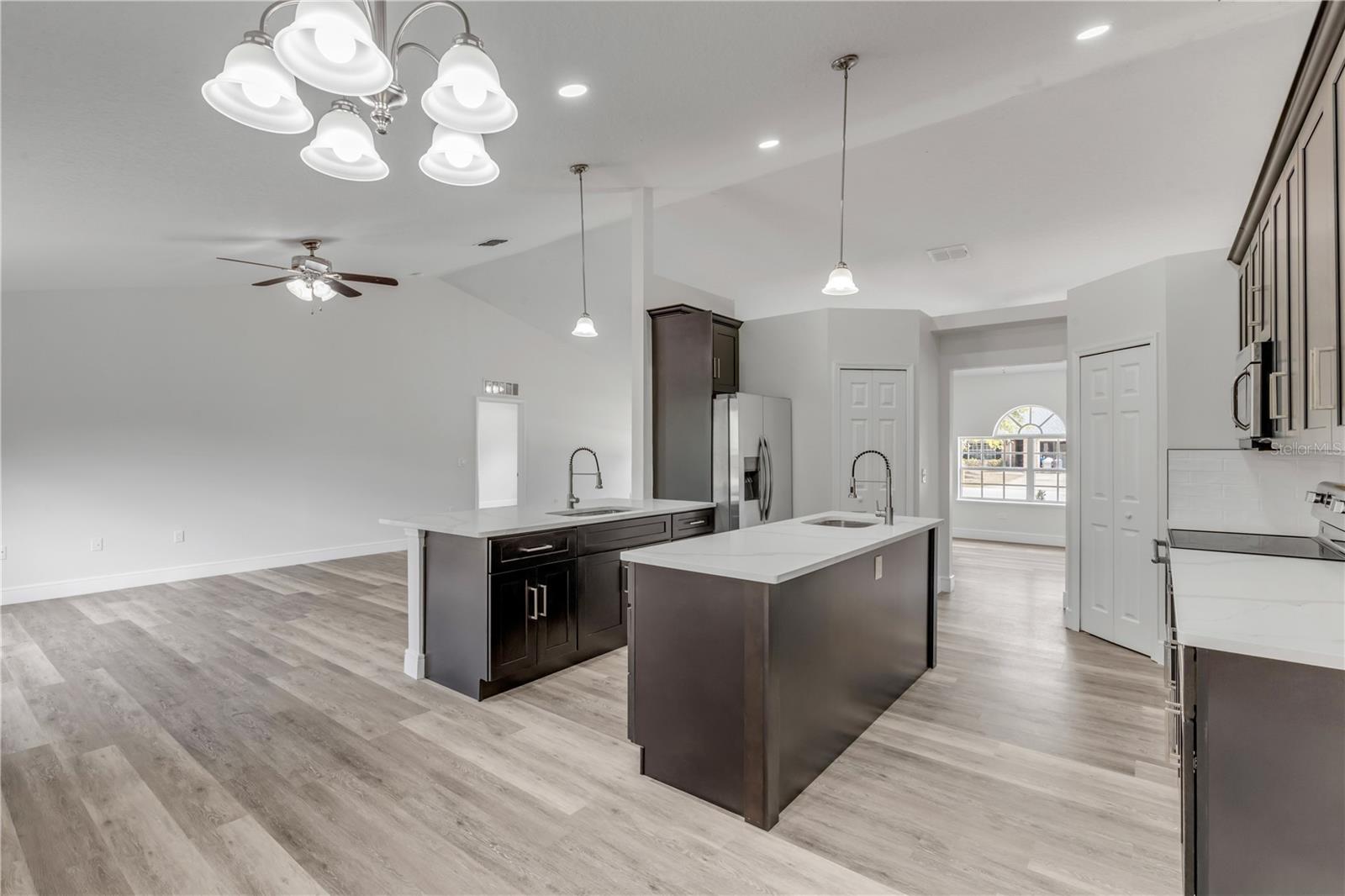 SEMINOLE WOODS - Residential