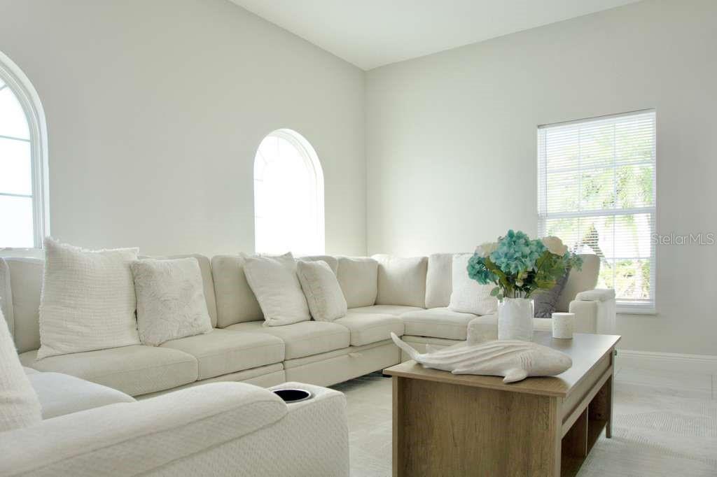 VILLA SORRENTO - Residential