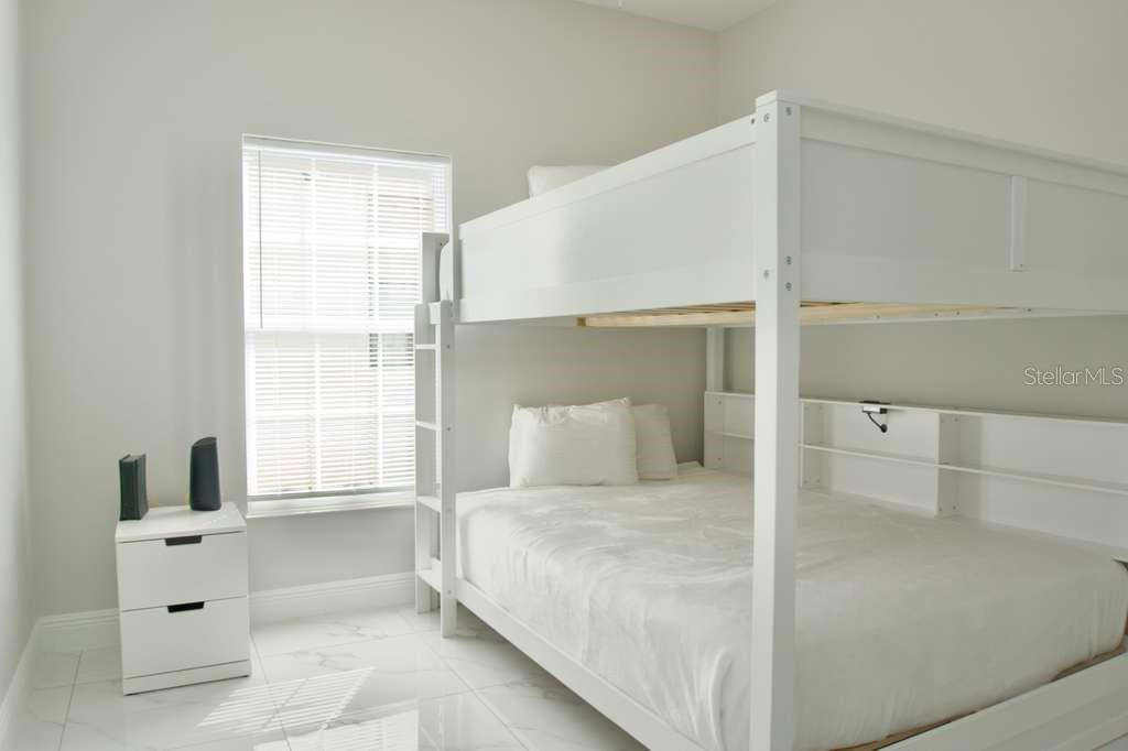 VILLA SORRENTO - Residential