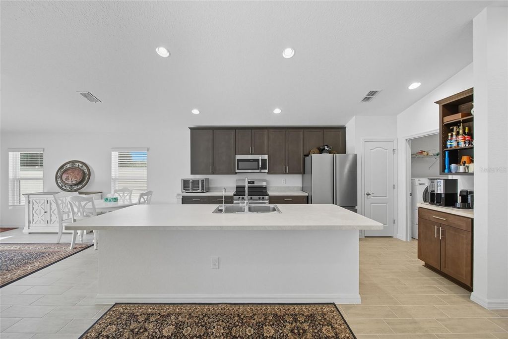 Photo of 4833 Drake Avenue, Lakeland, FL 33811 (MLS # O6347334)