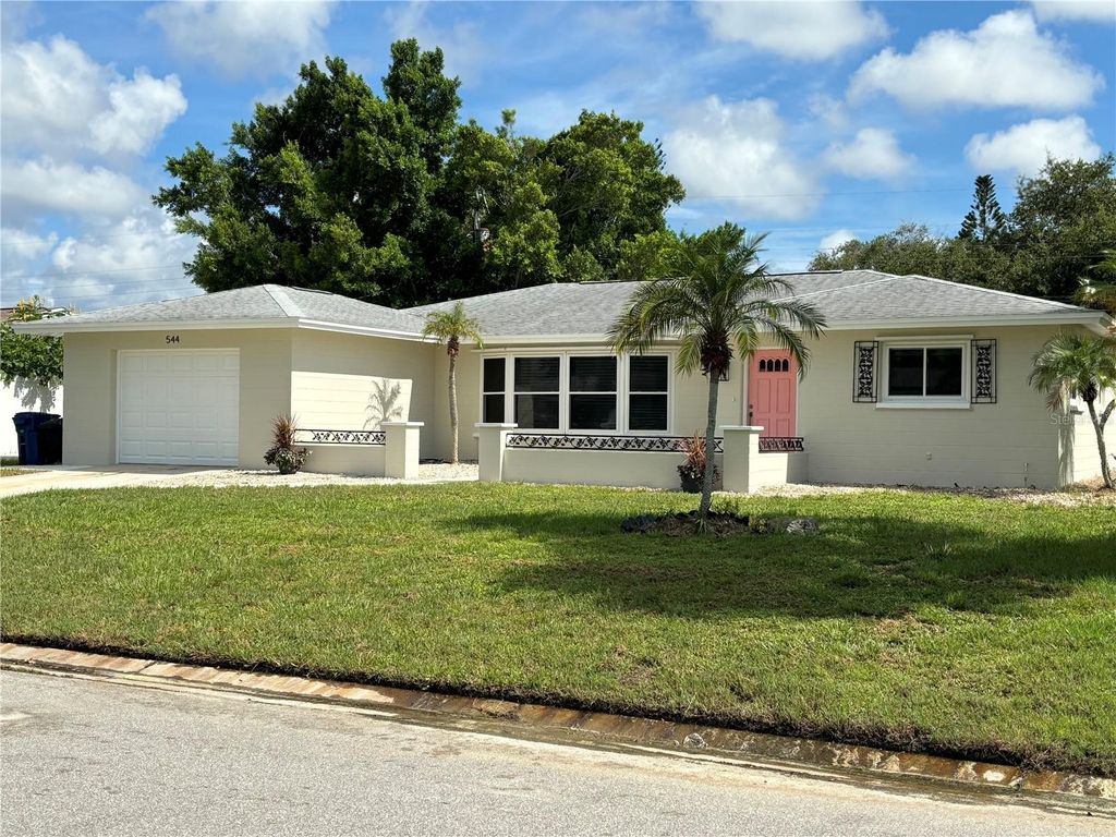 Photo of 544 Mount Vernon Drive, Venice, FL 34293 (MLS # A4656550)