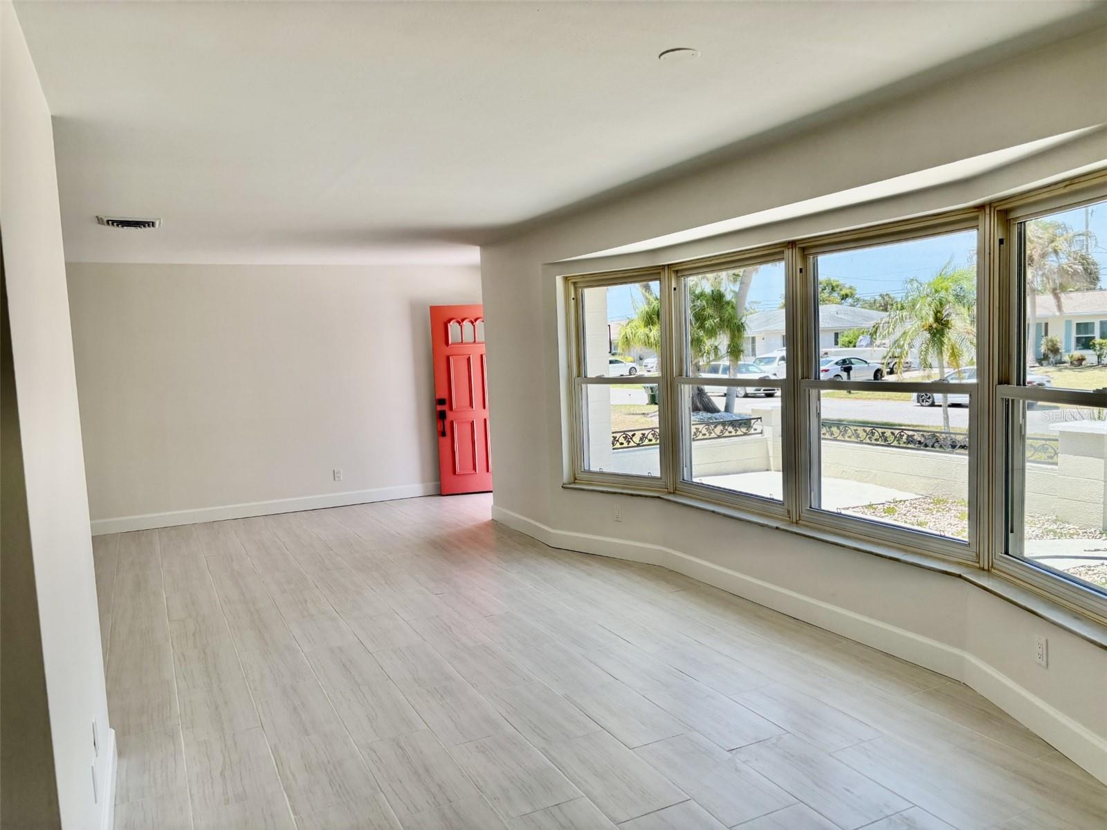 544 MOUNT VERNON DRIVE