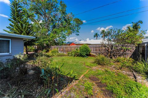 A home in SEMINOLE