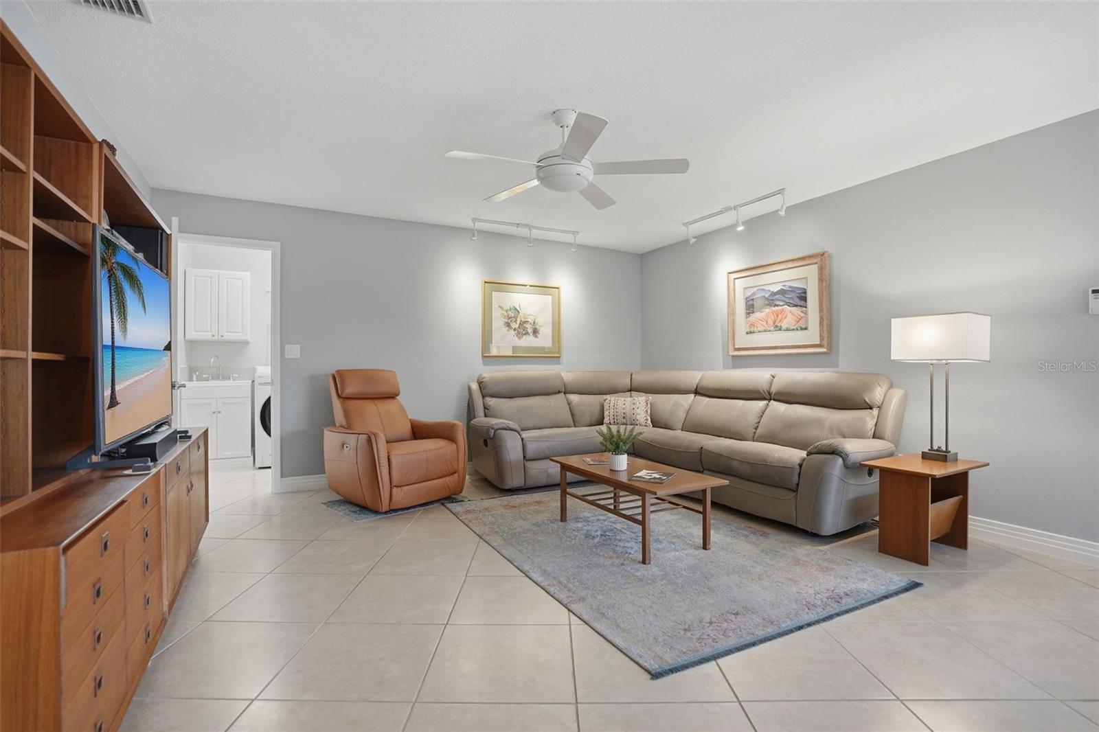 TROPICAL SHORES 1ST ADD - Residential