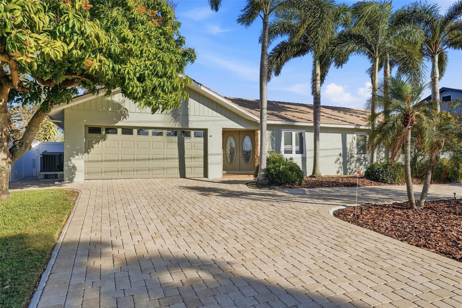 2316 S SHORE DRIVE SE