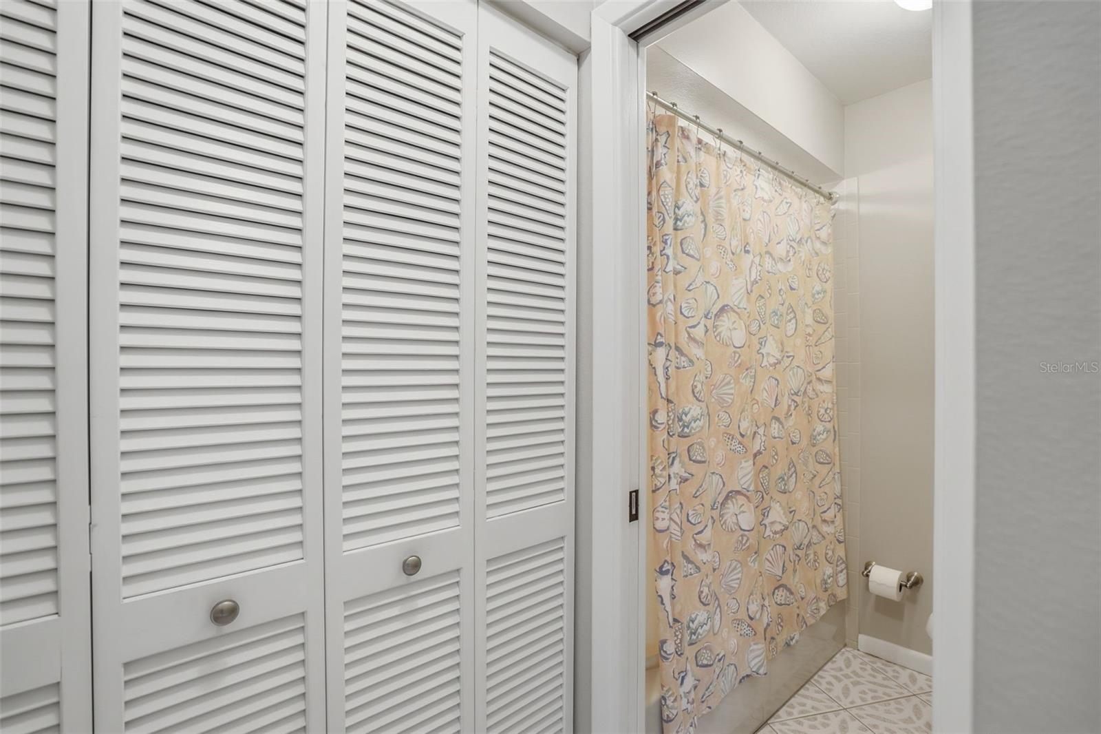 TROPICAL SHORES 1ST ADD - Residential