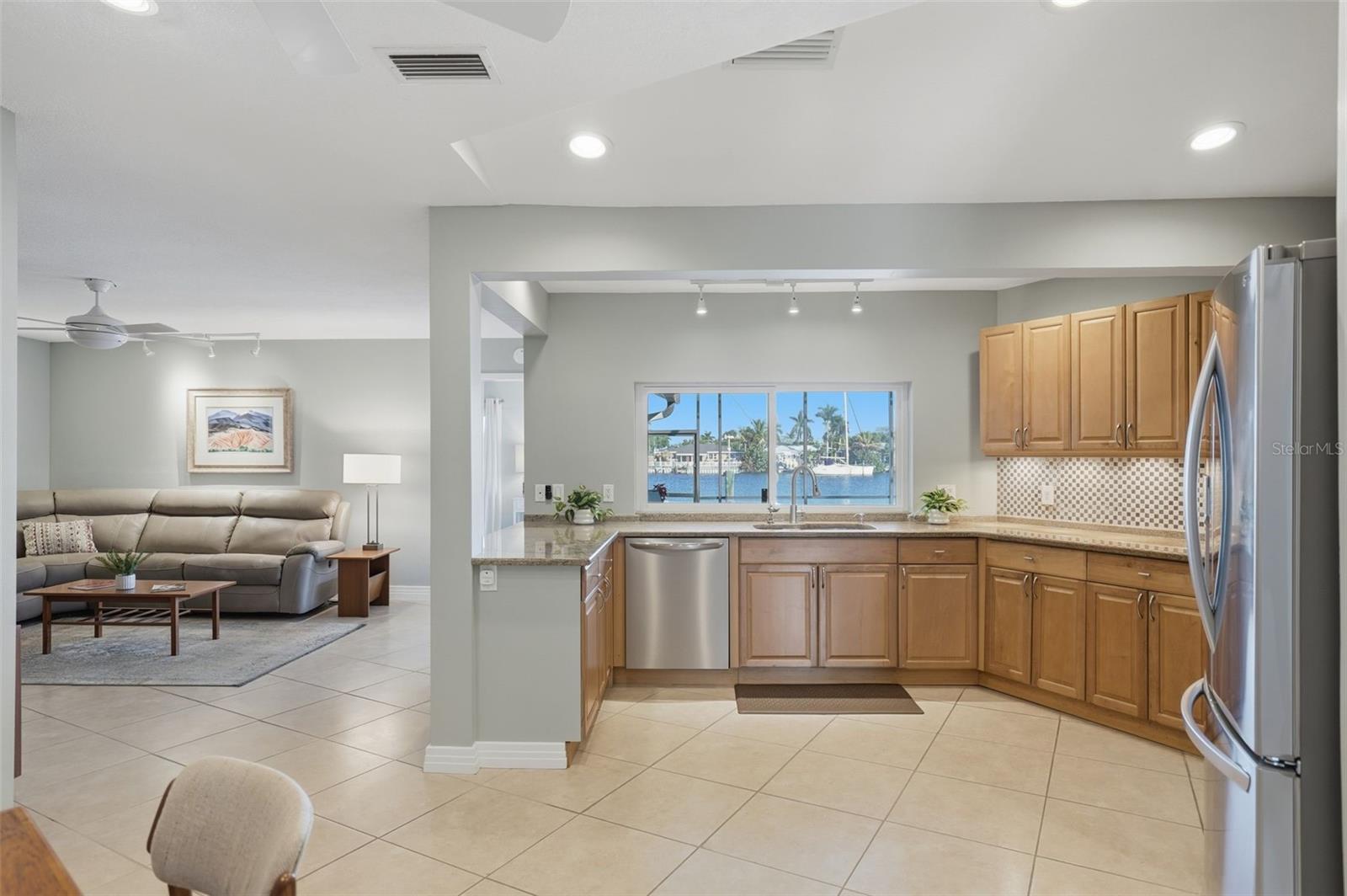 TROPICAL SHORES 1ST ADD - Residential