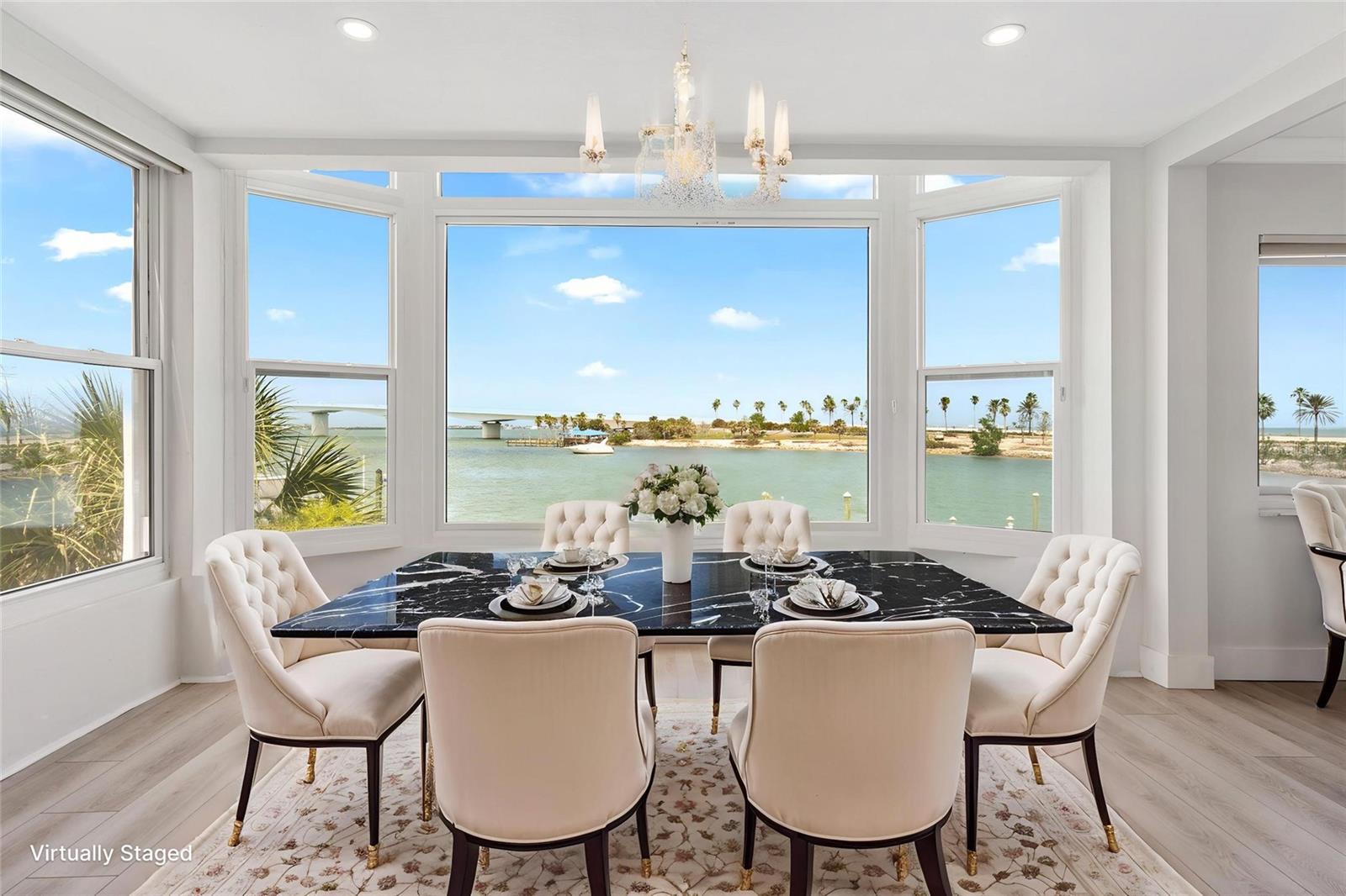 174 GOLDEN GATE POINT 21