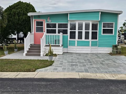 A home in PALM HARBOR