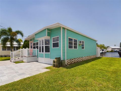 A home in PALM HARBOR