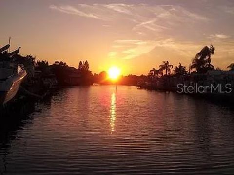 A home in PALM HARBOR