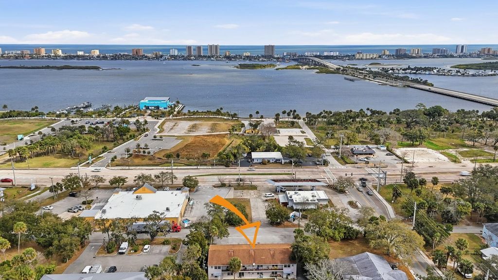 Photo of 805 Louisville Street, Port Orange, FL 32129 (MLS # NS1087349)