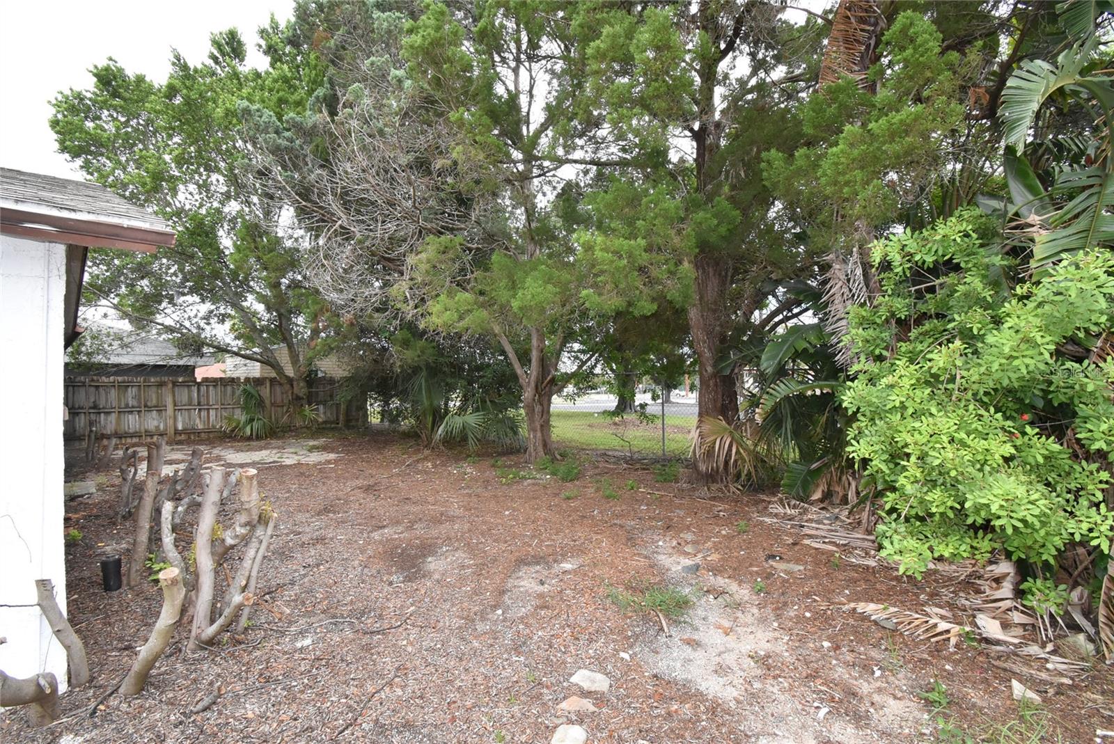 GULF HIGHLANDS - Residential