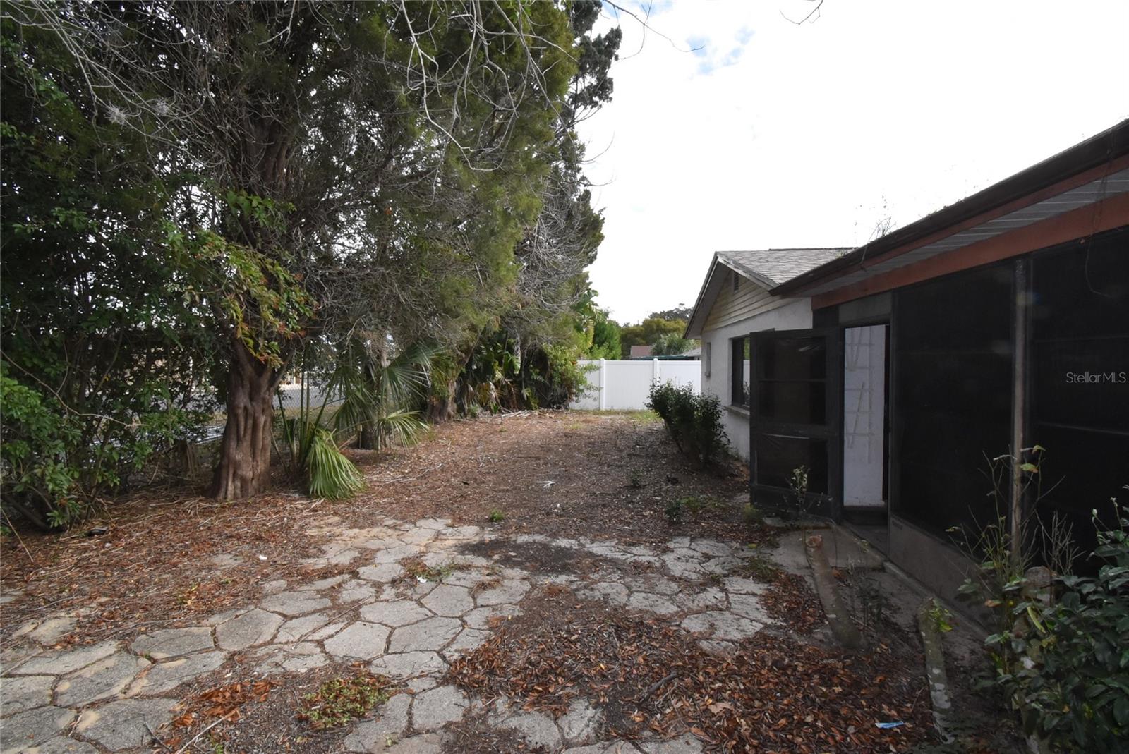 GULF HIGHLANDS - Residential