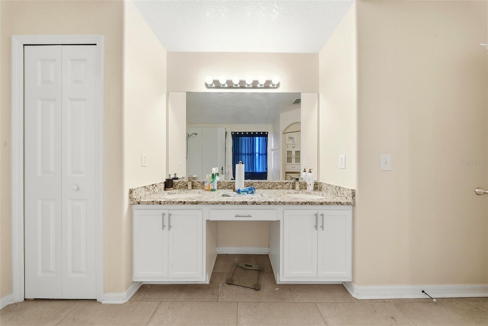 SUNSET RIDGE PHASE 1 - Residential