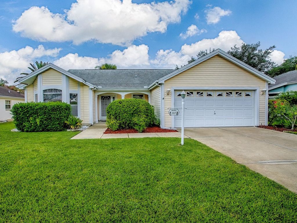 Photo of 1107 San Antonio Lane, The Villages, FL 32159 (MLS # G5098998)