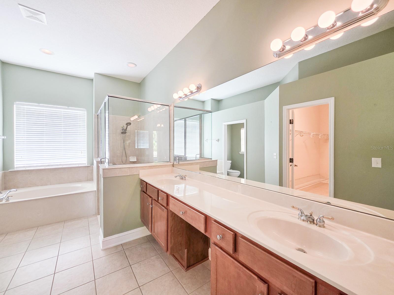 OXFORD/ROYAL ST AUGUSTINE GOLF - Residential