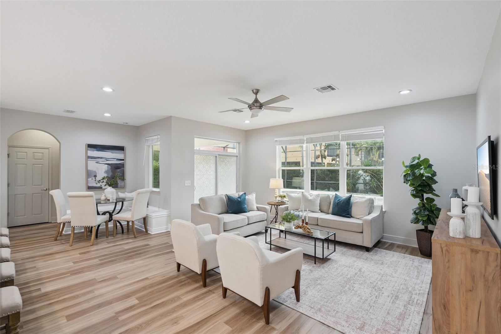 6146 GOLDEN DEWDROP TRAIL