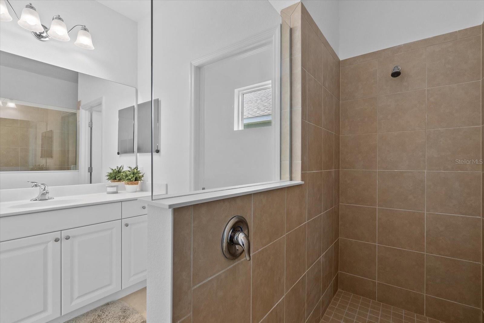 RIDGE AT CROSSING CREEK PH II - Residential