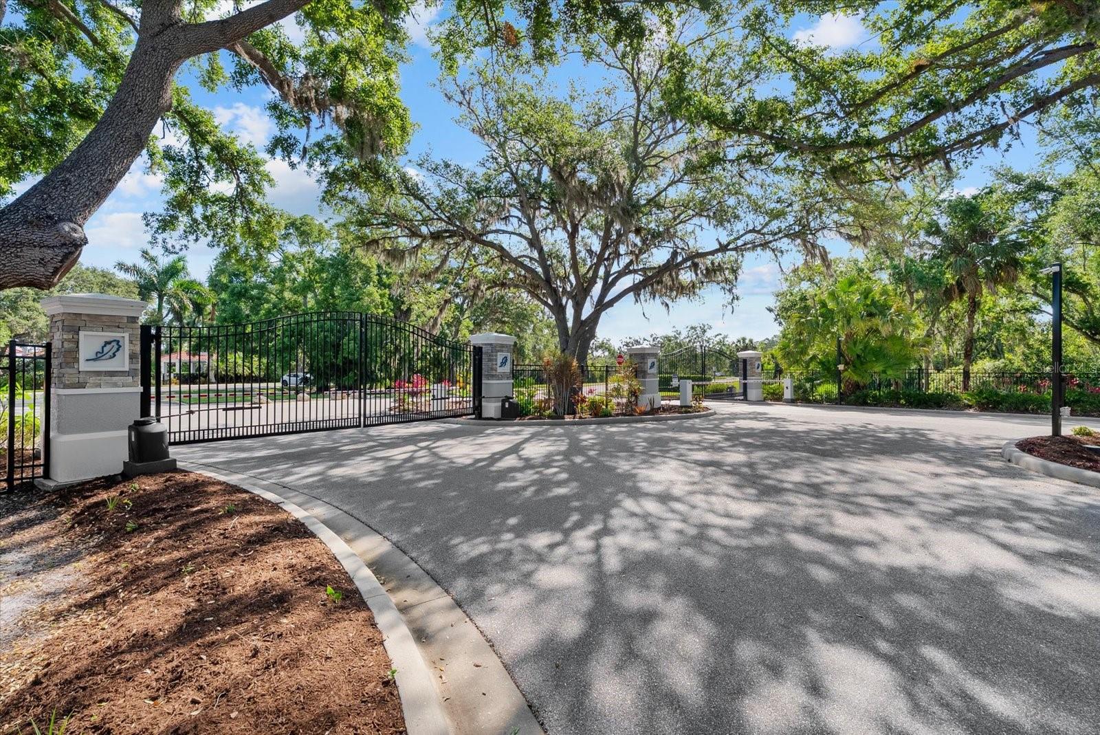 RIDGE AT CROSSING CREEK PH II - Residential