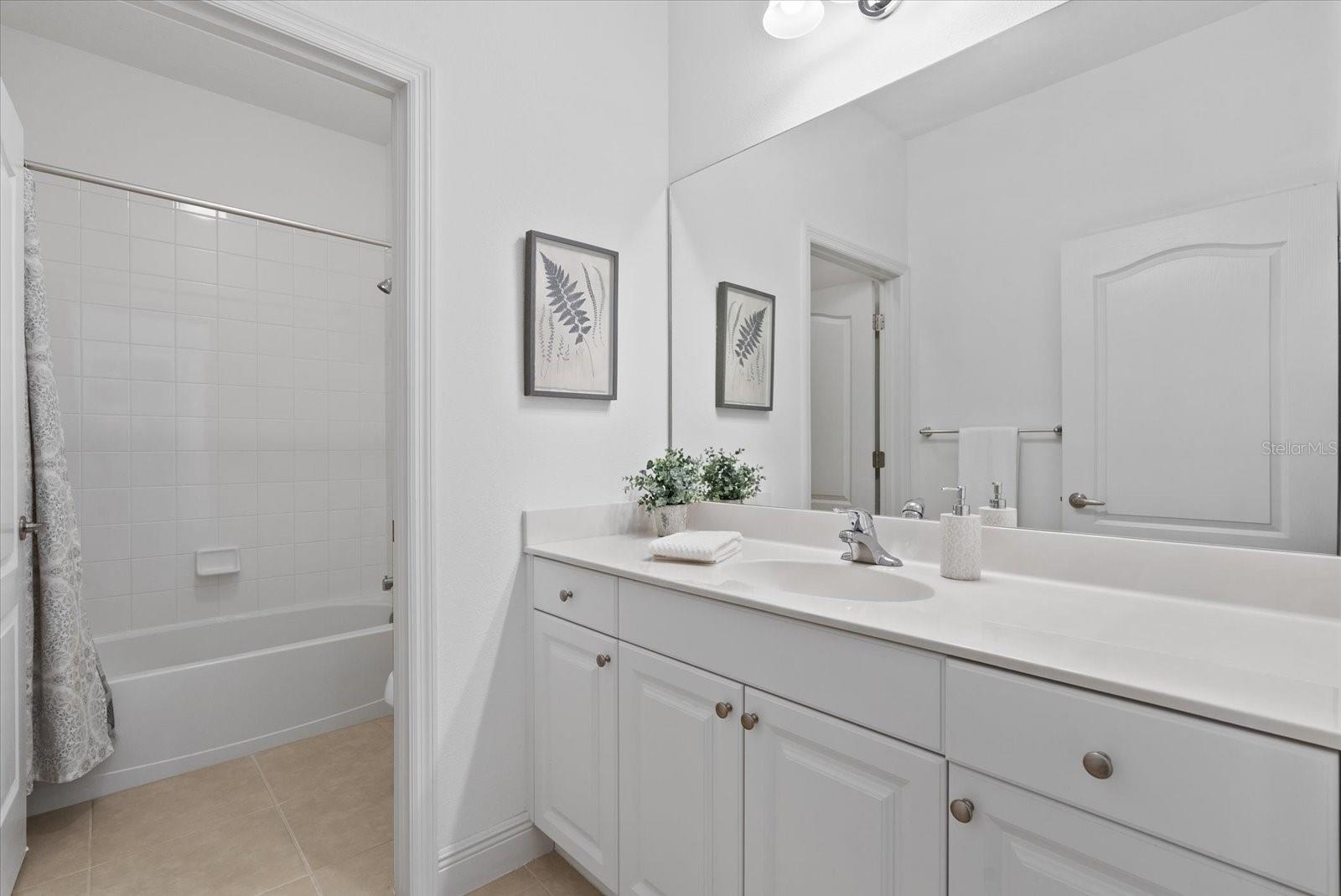 RIDGE AT CROSSING CREEK PH II - Residential