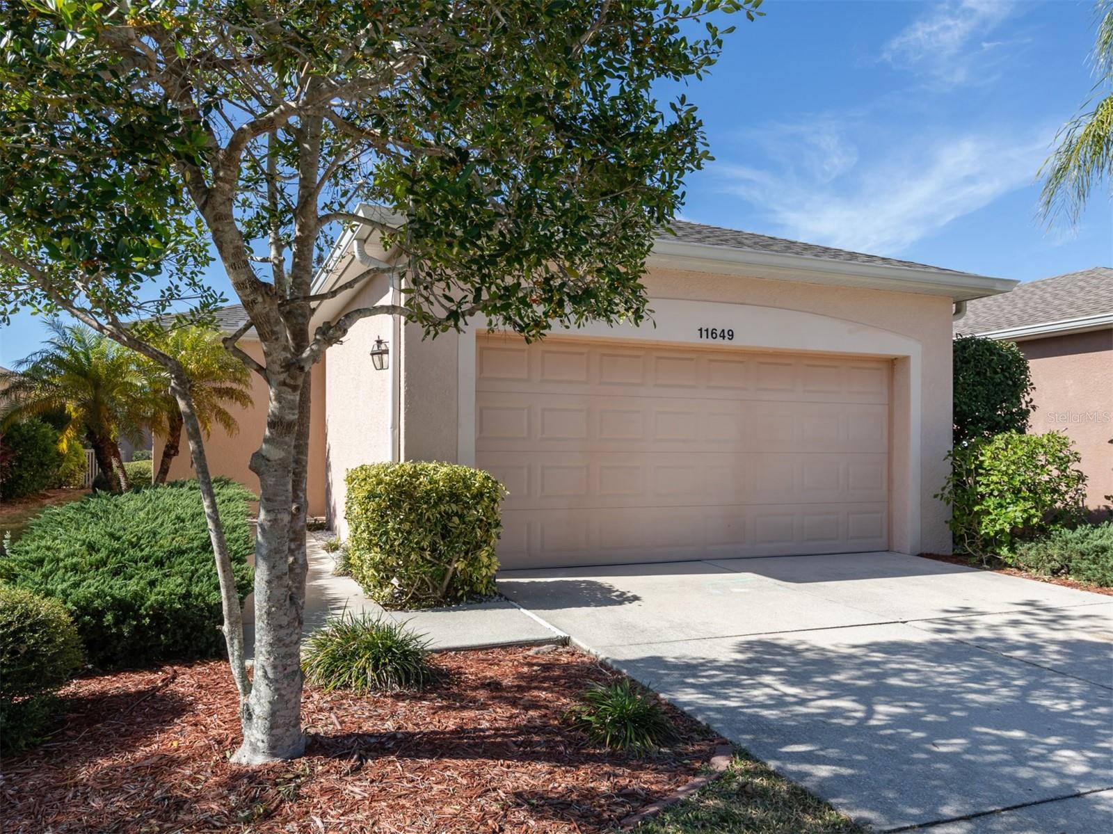 STONEYBROOK AT VENICE UNIT 4 - Residential Lease