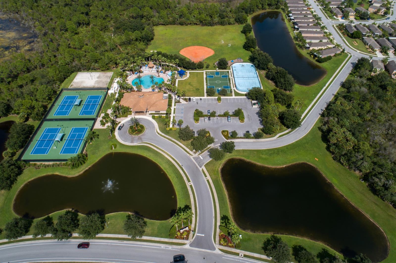 STONEYBROOK AT VENICE UNIT 4 - Residential Lease