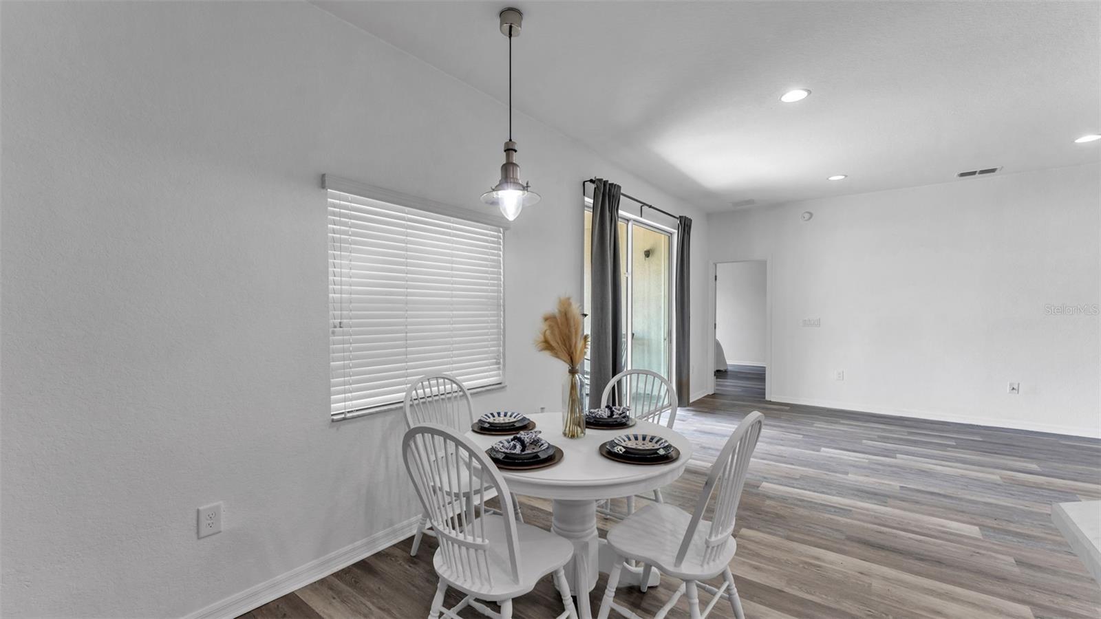 LAKE MCLEOD POINTE PH 02 - Residential