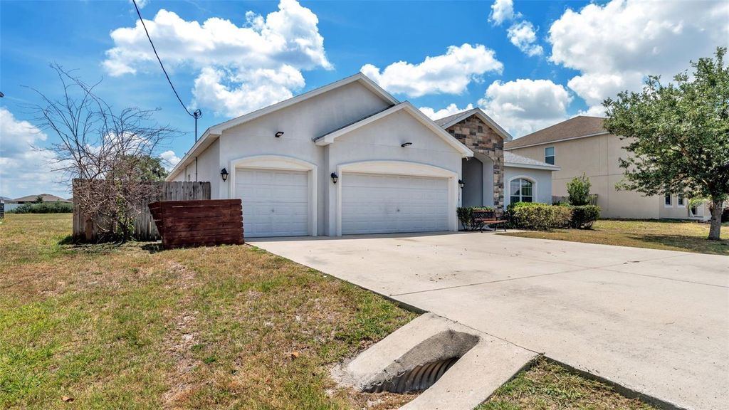 Photo of 119 Gerber Dairy Road, Eagle Lake, FL 33839 (MLS # L4961792)