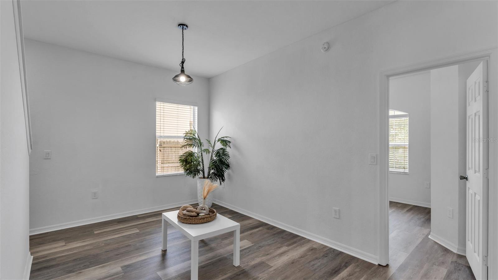 LAKE MCLEOD POINTE PH 02 - Residential