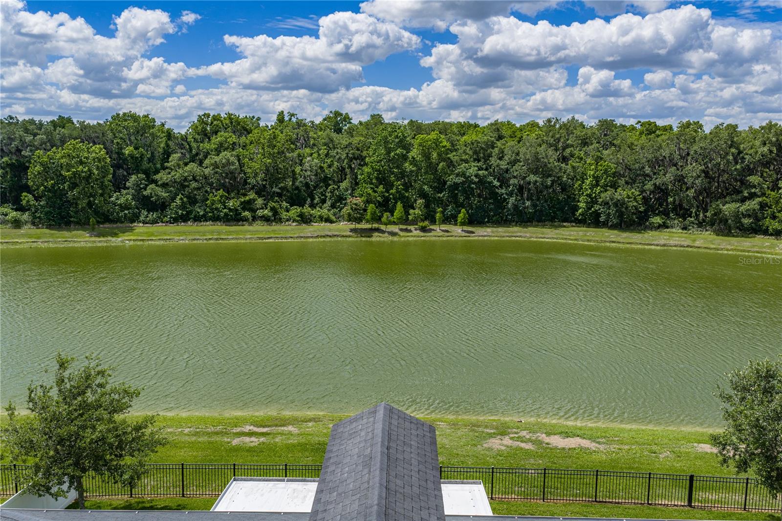LAKESIDE PRESERVE PH I - Residential