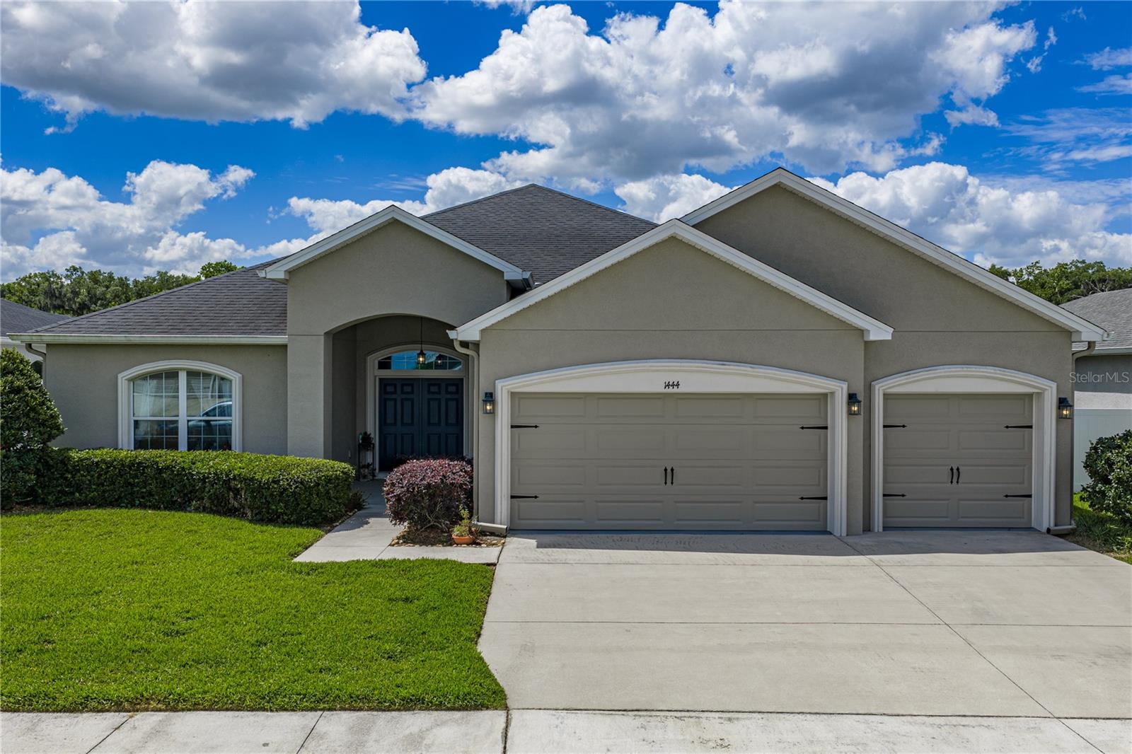 LAKESIDE PRESERVE PH I - Residential