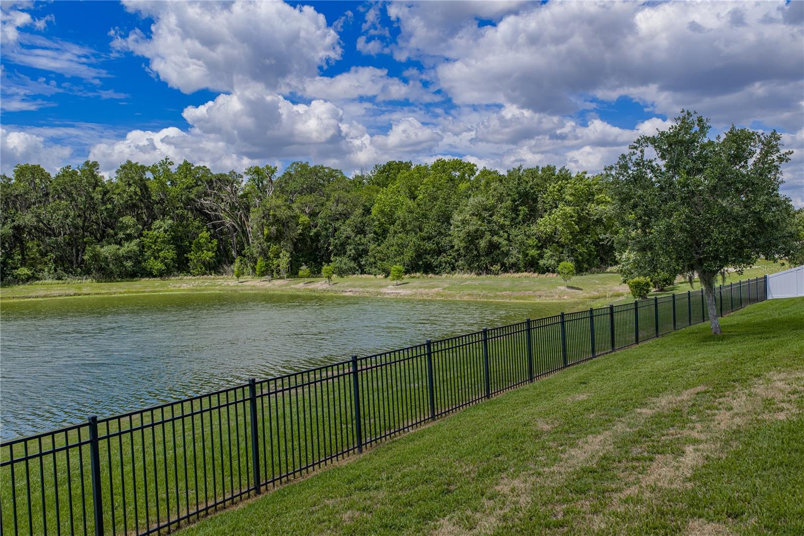 LAKESIDE PRESERVE PH I - Residential