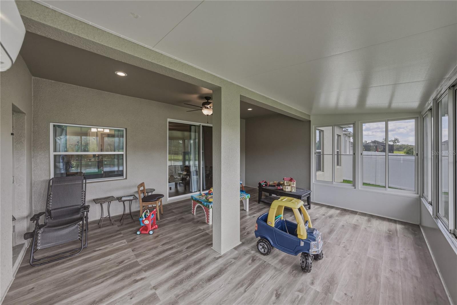 LAKESIDE PRESERVE PH I - Residential