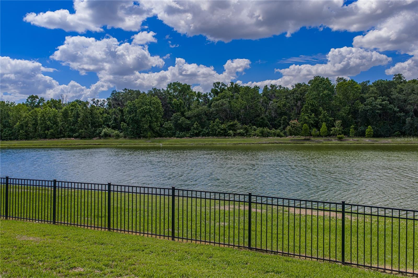 LAKESIDE PRESERVE PH I - Residential
