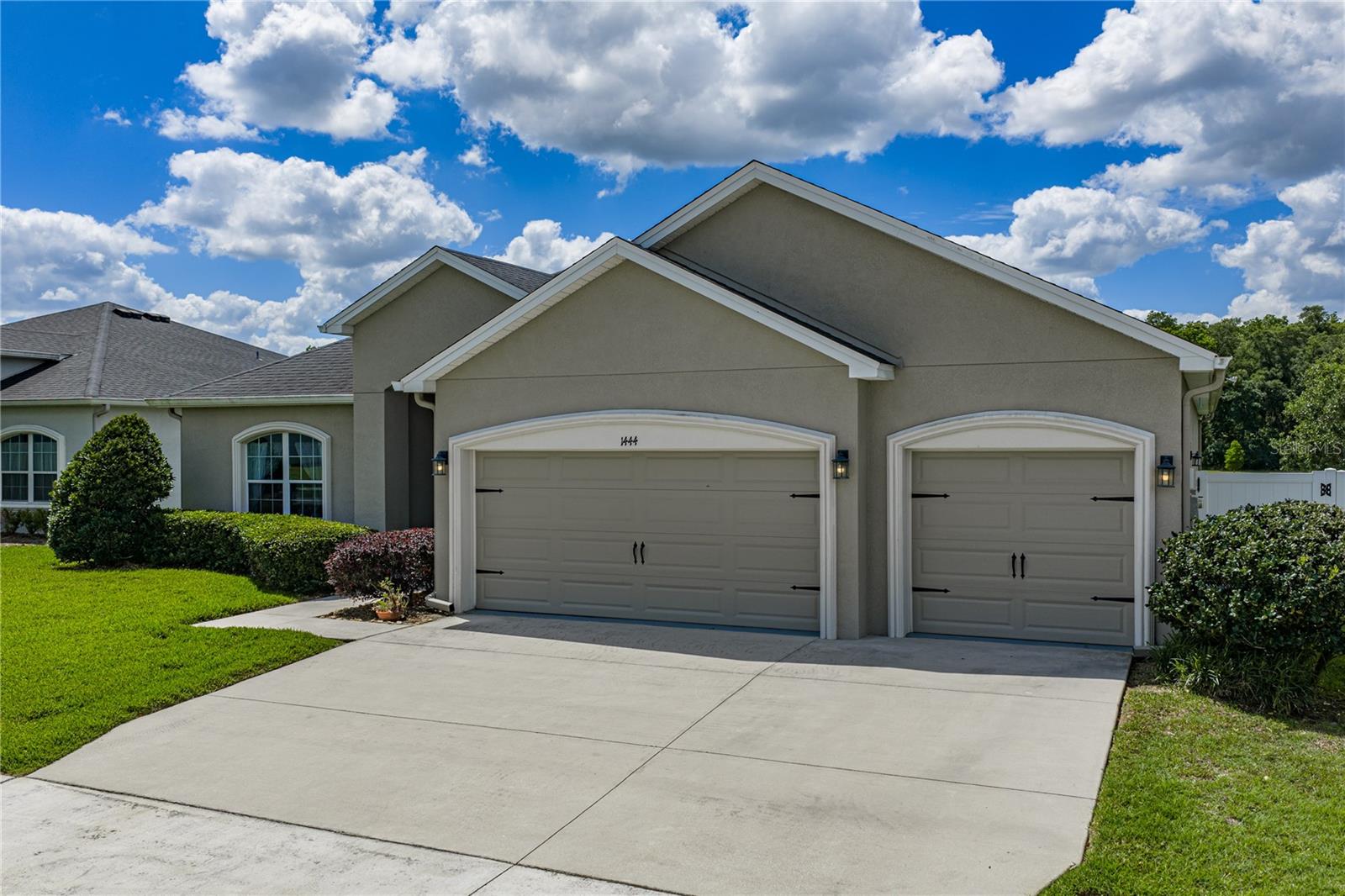 LAKESIDE PRESERVE PH I - Residential