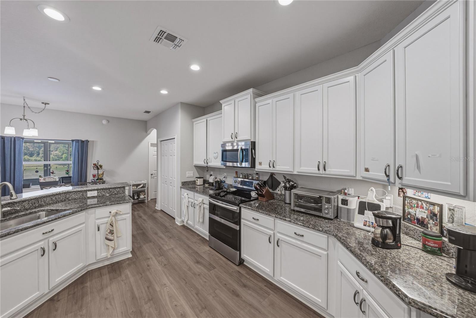 LAKESIDE PRESERVE PH I - Residential