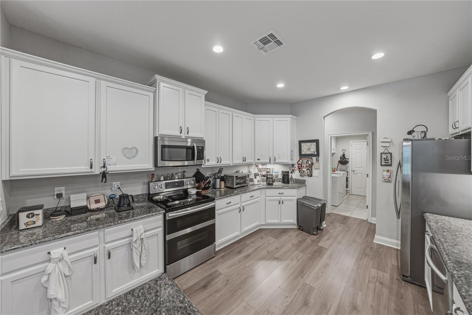 LAKESIDE PRESERVE PH I - Residential