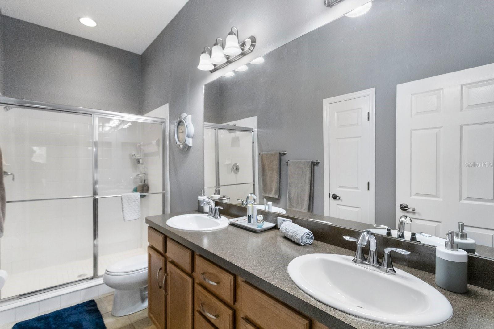 BAY ISLES TWNHMS - Residential