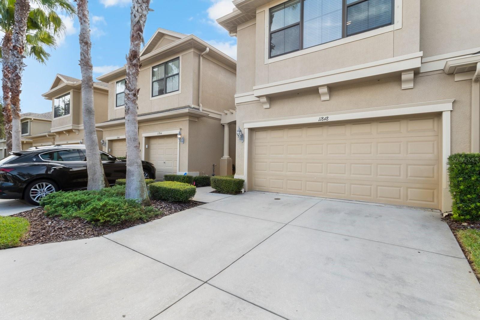 BAY ISLES TWNHMS - Residential