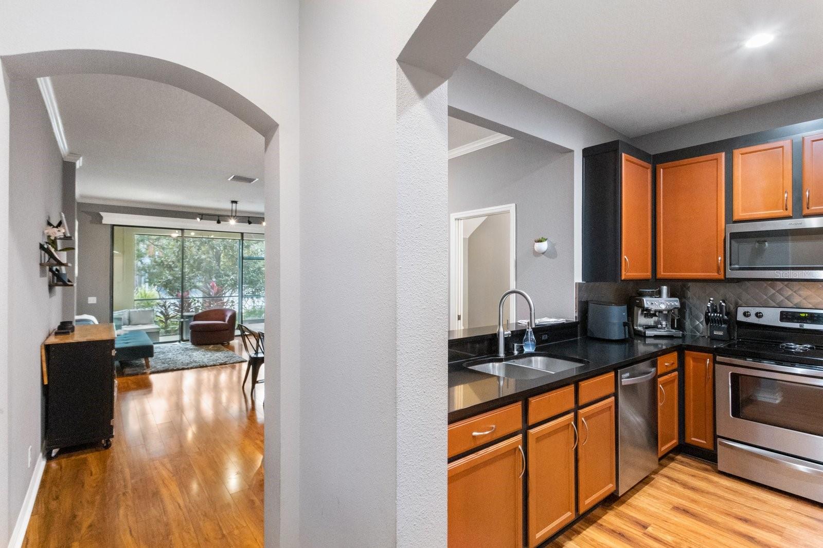 BAY ISLES TWNHMS - Residential