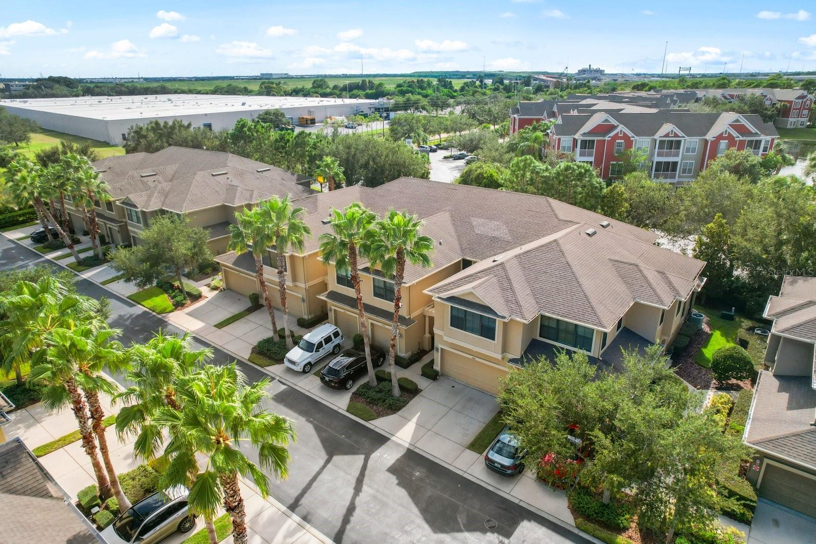 BAY ISLES TWNHMS - Residential