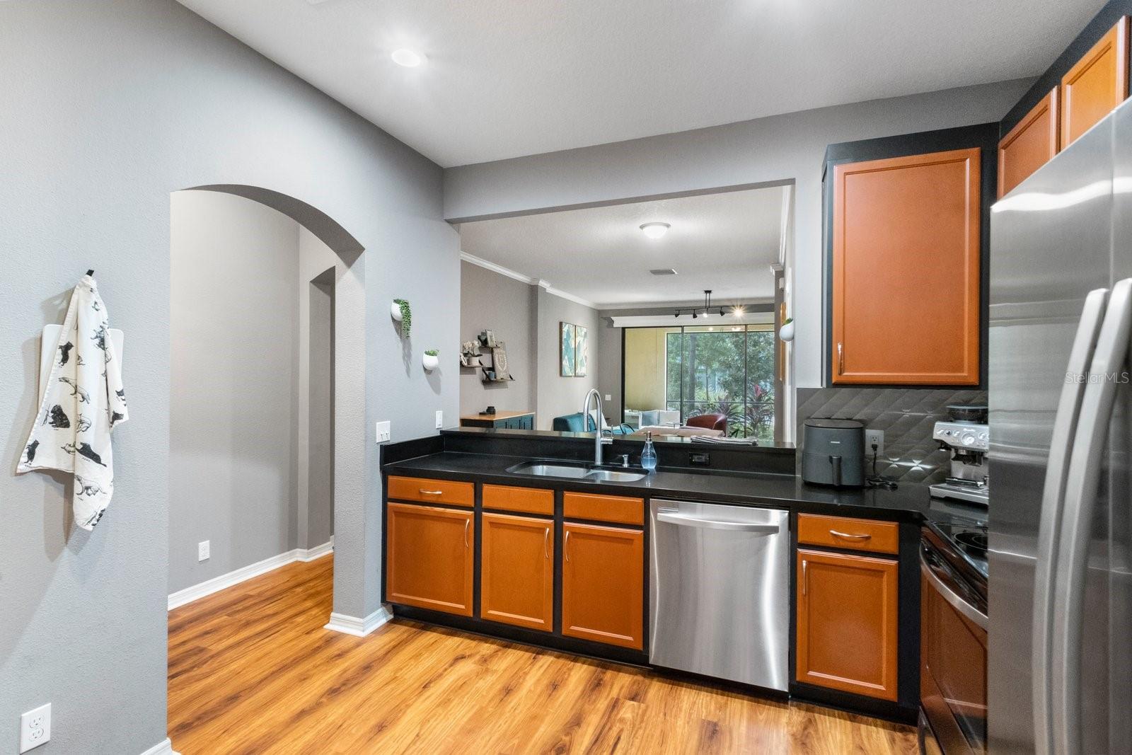 BAY ISLES TWNHMS - Residential