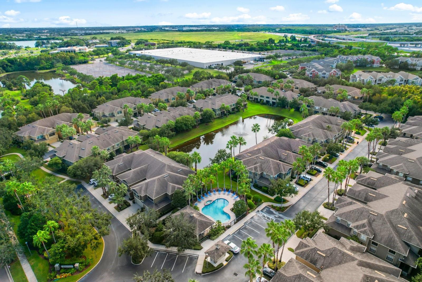 BAY ISLES TWNHMS - Residential