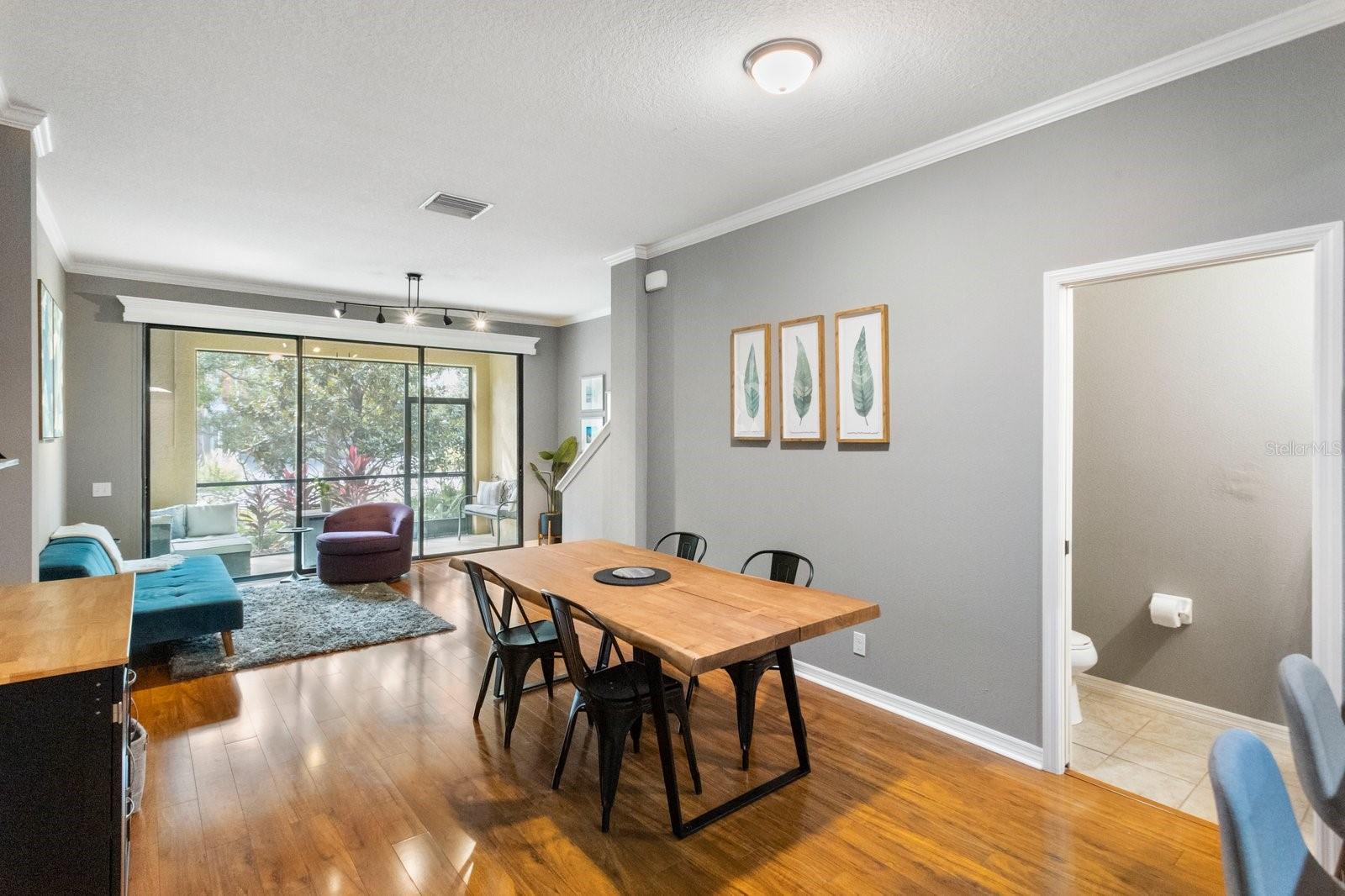 BAY ISLES TWNHMS - Residential