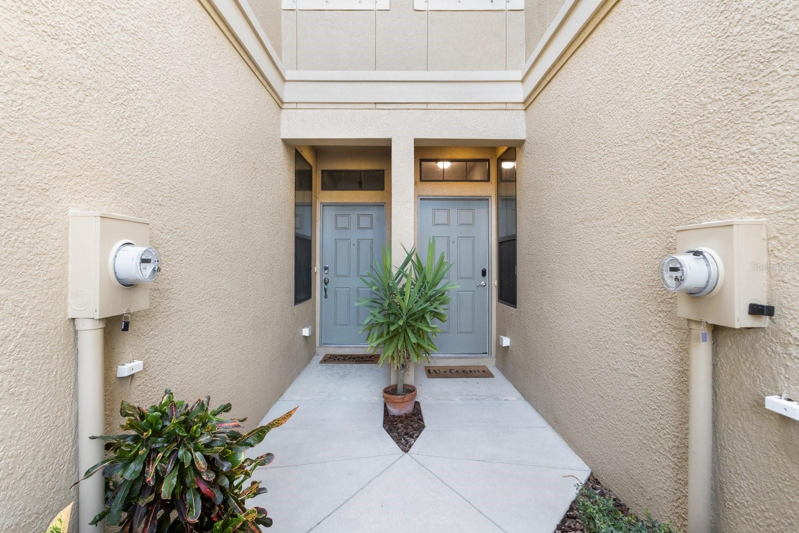 BAY ISLES TWNHMS - Residential