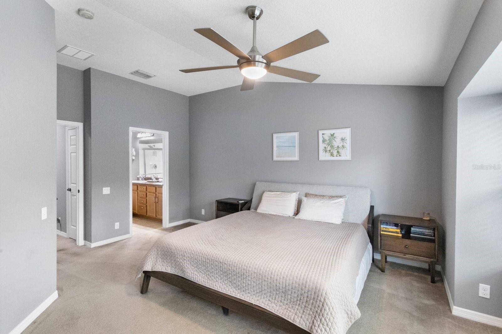 BAY ISLES TWNHMS - Residential