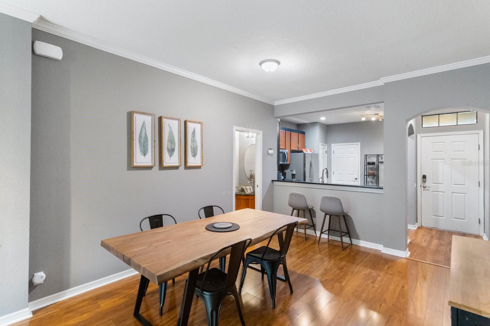 BAY ISLES TWNHMS - Residential