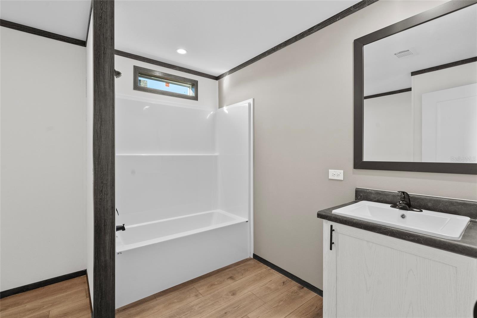 TRACT 28 - Residential